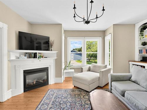15534 Highway 3, Hebbville, NS - Indoor Photo Showing Living Room With Fireplace