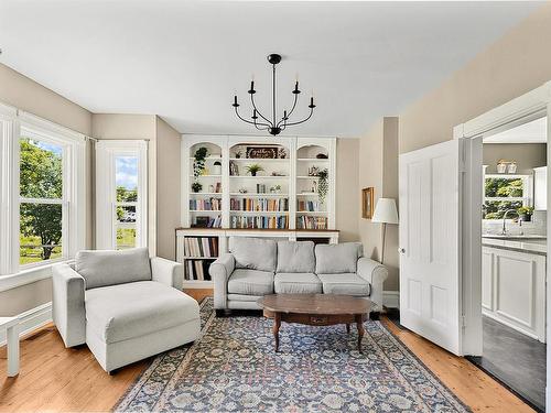 15534 Highway 3, Hebbville, NS - Indoor Photo Showing Living Room