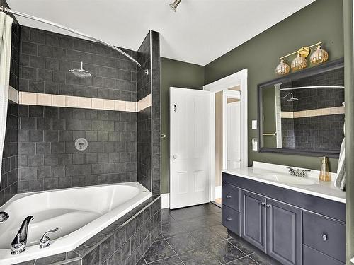 15534 Highway 3, Hebbville, NS - Indoor Photo Showing Bathroom