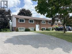15 MONTCLAIR Crescent Unit# 2  Simcoe, ON N3Y 4P1