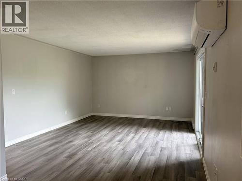 15 Montclair Crescent Unit# 2, Simcoe, ON - Indoor Photo Showing Other Room