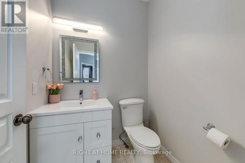 38 Assisi Street, Hamilton, ON - Indoor Photo Showing Bathroom