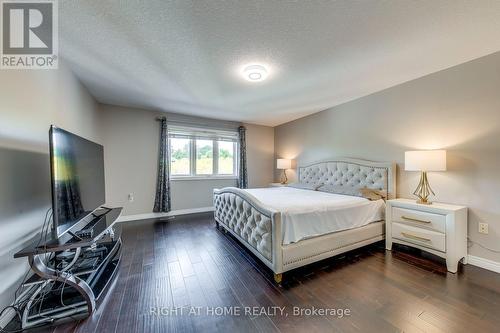 38 Assisi Street, Hamilton, ON - Indoor Photo Showing Bedroom