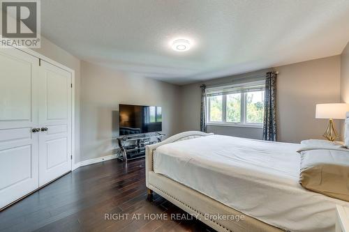 38 Assisi Street, Hamilton, ON - Indoor Photo Showing Bedroom