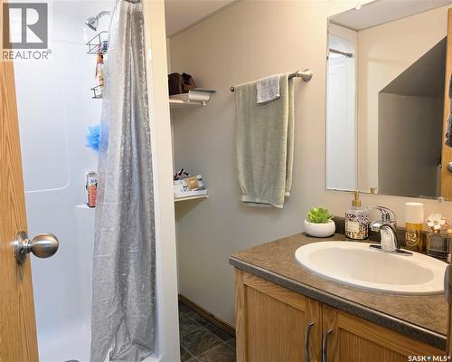 638 7Th Street, Humboldt, SK - Indoor Photo Showing Bathroom