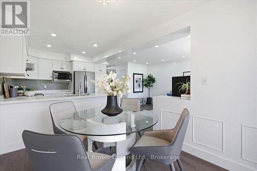 12 Castlebury Drive, Guelph (Willow West/Sugarbush/West Acres), ON - Indoor Photo Showing Dining Room