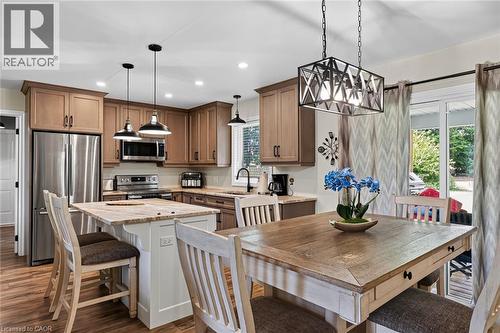 729 6Th Concession Rd Enr, Cultus, ON - Indoor