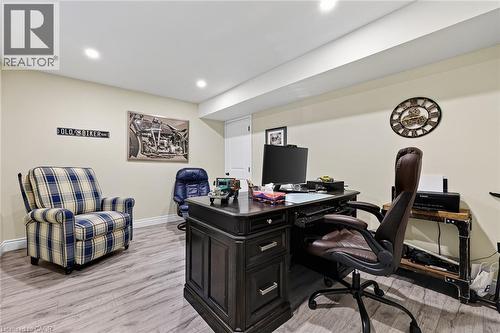 729 6Th Concession Rd Enr, Cultus, ON - Indoor Photo Showing Office