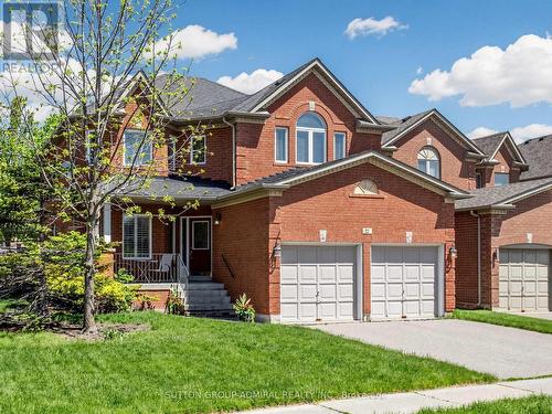 22 CANYON HILL AVENUE  Richmond Hill, ON L4C 0S3