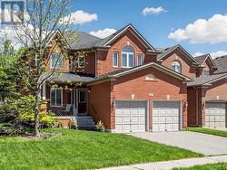 22 CANYON HILL AVENUE  Richmond Hill, ON L4C 0S3