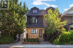 43 AMROTH AVENUE Toronto, ON M4C 4H3