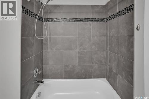 3524 Victoria Avenue, Regina, SK - Indoor Photo Showing Bathroom