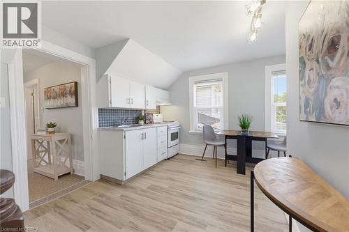 112 Grand River Avenue, Brantford, ON - Indoor Photo Showing Kitchen