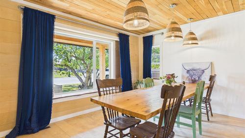 912 8Th Street, Cranbrook, BC - Indoor Photo Showing Dining Room