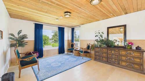 912 8Th Street, Cranbrook, BC -  With Exterior