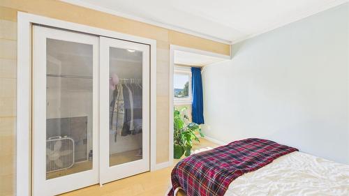 912 8Th Street, Cranbrook, BC - Indoor Photo Showing Bedroom