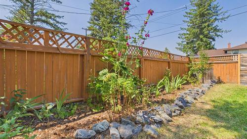 912 8Th Street, Cranbrook, BC - Outdoor