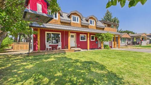 912 8Th Street, Cranbrook, BC - Outdoor