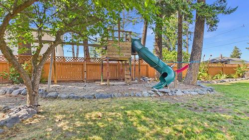 912 8Th Street, Cranbrook, BC - Outdoor