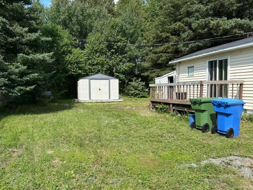 Cour - 49 Rue Gendron, Rouyn-Noranda, QC - Outdoor