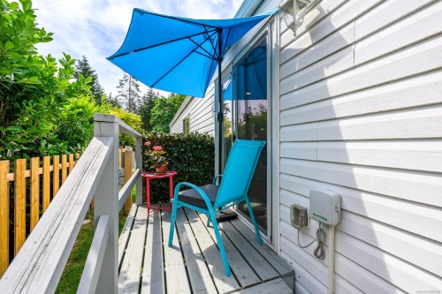 2140 Stadacona Dr, Comox, BC 