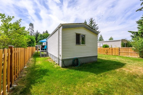 2140 Stadacona Dr, Comox, BC 
