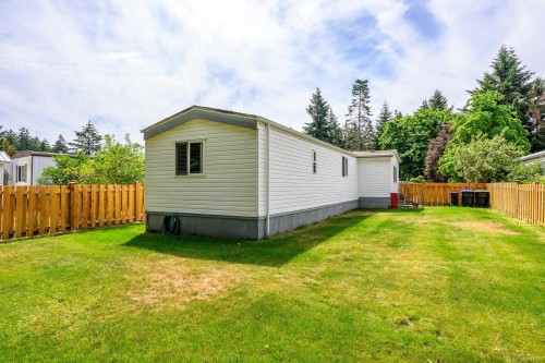 2140 Stadacona Dr, Comox, BC 
