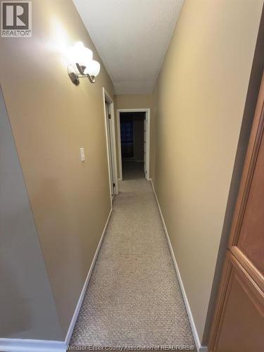 380 PELISSIER STREET Unit# 2402 , Windsor, Ontario N9A 6V7 2