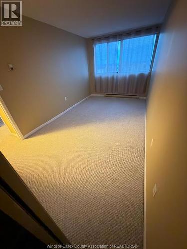 380 PELISSIER STREET Unit# 2402 , Windsor, Ontario N9A 6V7 3