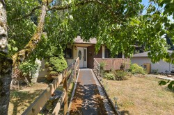 2970 Glen Lake Rd Langford, BC V9B 4B1