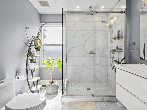 2 Hilltop Terrace, Dartmouth, NS - Indoor Photo Showing Bathroom
