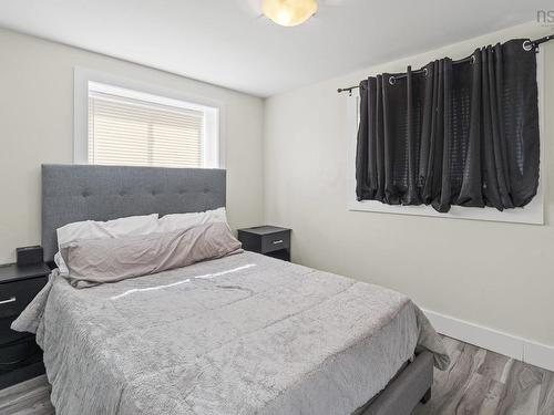 2 Hilltop Terrace, Dartmouth, NS - Indoor Photo Showing Bedroom