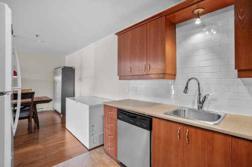 Intérieur - 104-97 Av. De Dompierre, Candiac, QC - Indoor Photo Showing Kitchen