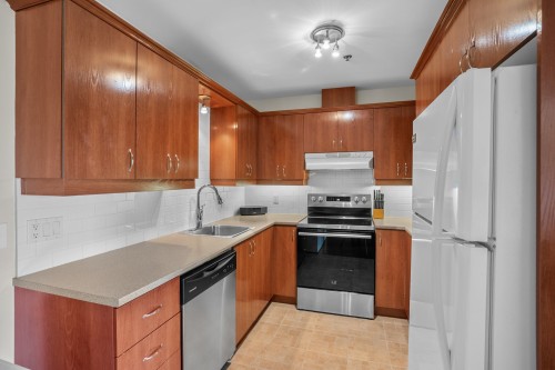 Intérieur - 104-97 Av. De Dompierre, Candiac, QC - Indoor Photo Showing Kitchen