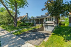 242 Av. de Sanford  Saint-Lambert, QC J4P 2X6