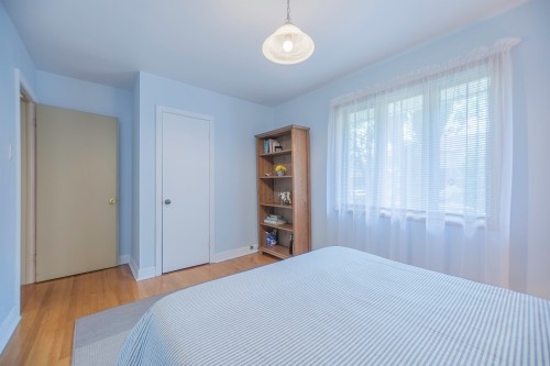 Chambre à coucher - 242 Av. De Sanford, Saint-Lambert, QC - Indoor Photo Showing Bedroom