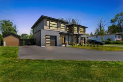 21 Rue St-Jude  Salaberry-De-Valleyfield, QC J6S 4S4