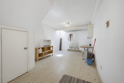 Sous-sol - 44-555 Montrose Drive, Beaconsfield, QC - Indoor Photo Showing Other Room