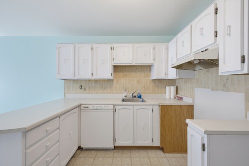 Cuisine - 44-555 Montrose Drive, Beaconsfield, QC - Indoor Photo Showing Kitchen