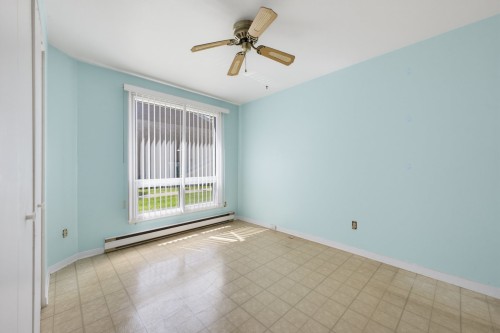 Salle à manger - 44-555 Montrose Drive, Beaconsfield, QC - Indoor Photo Showing Other Room