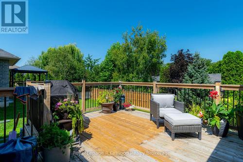 Deck reinforced for hot tub - 87 Irving Drive, Norwich (Norwich Town), ON - Outdoor With Deck Patio Veranda With Exterior