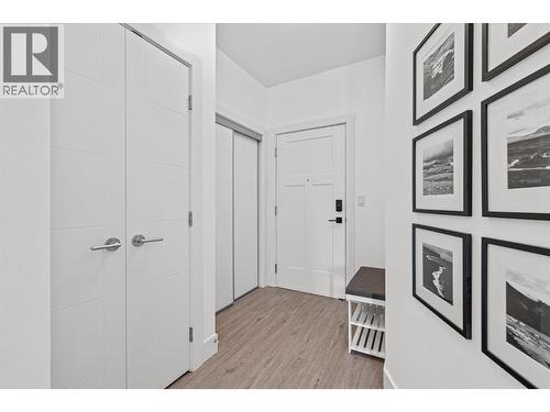 4380 Lakeshore Road Unit# 206, Kelowna, BC - Indoor Photo Showing Other Room