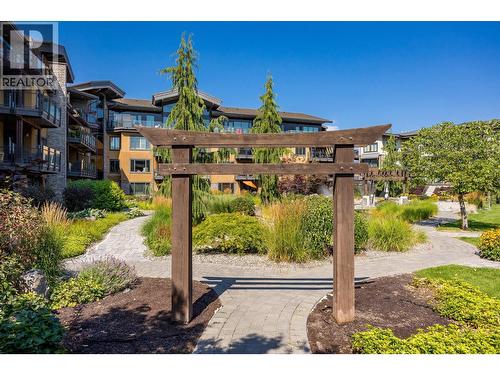4380 Lakeshore Road Unit# 206, Kelowna, BC - Outdoor
