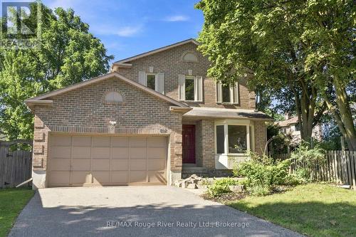 692 AVERY COURT  Oshawa (Pinecrest), ON L1K 1S8