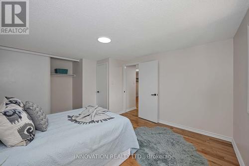 33 Exeter Drive, Ottawa, ON - Indoor Photo Showing Bedroom
