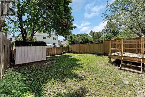 33 Exeter Drive, Ottawa, ON - Outdoor With Backyard