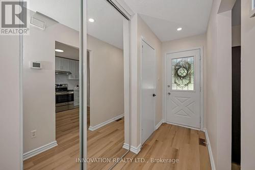 33 Exeter Drive, Ottawa, ON - Indoor Photo Showing Other Room