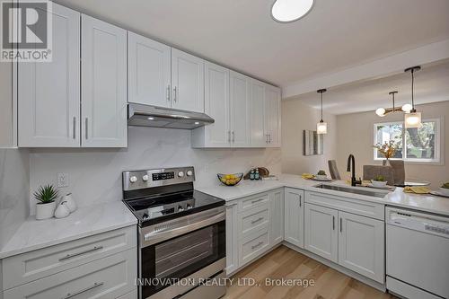 33 Exeter Drive, Ottawa, ON - Indoor Photo Showing Kitchen
