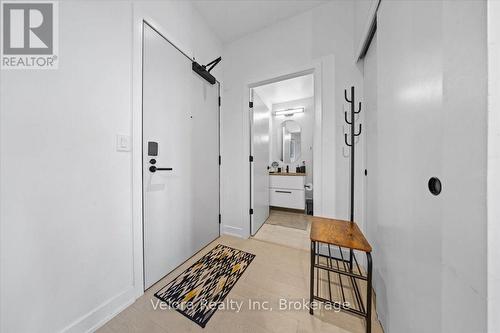 317 - 560 RIDEAU STREET , Ottawa, Ontario K1N 0G3 2