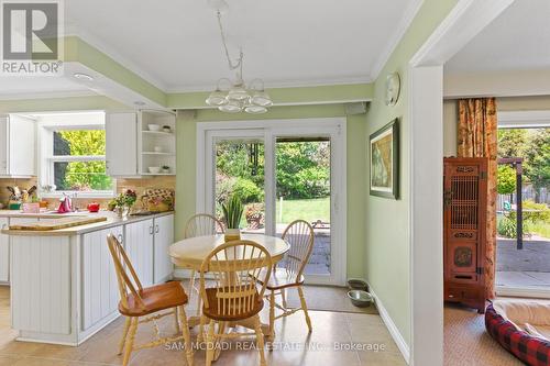 865 Meadow Wood Road, Mississauga, ON - Indoor Photo Showing Dining Room